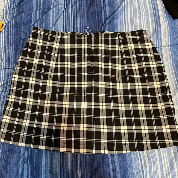 Zip up checker skirt - Picture 2 of 4